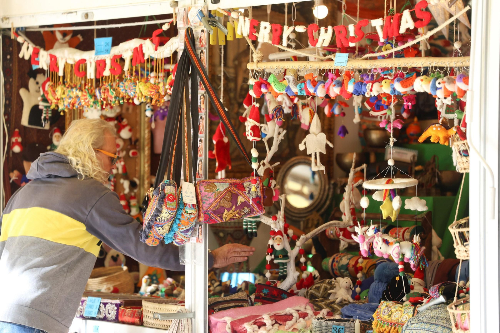 Puestos de Navidad en el Paseo del Parque.