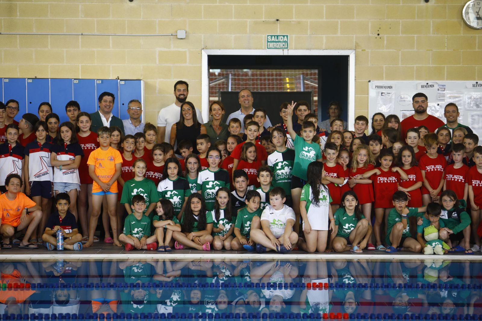 El homenaje de Córdoba a los nadadores Rafa Muñoz y Belén Domenech, en imágenes
