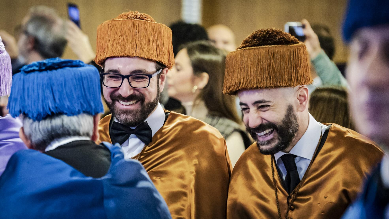 Las mejores imágenes del acto de investidura de doctorados por la UCA