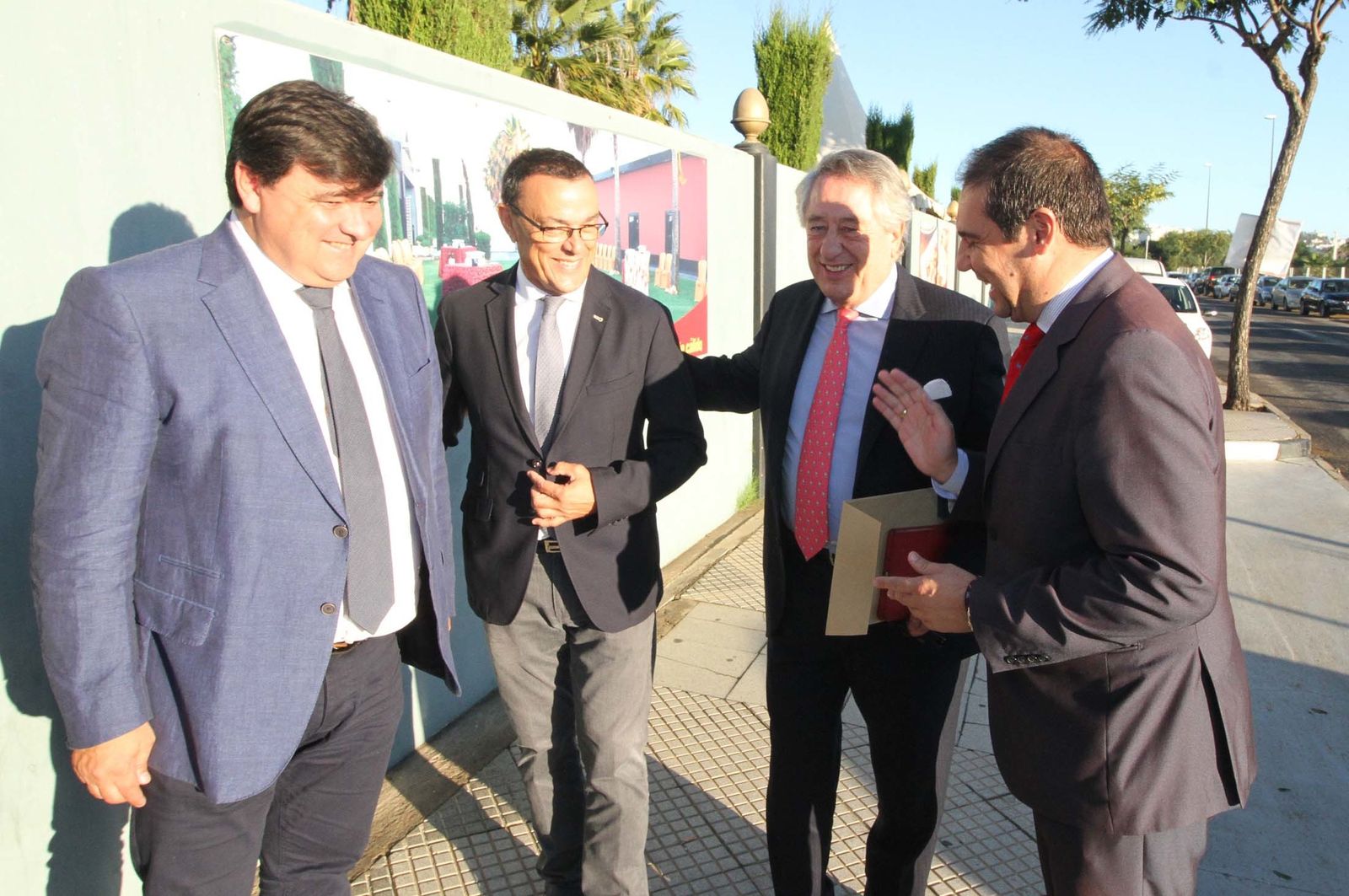 Imágenes del Desayuno Informativo del Grupo Joly con Javier Targhetta