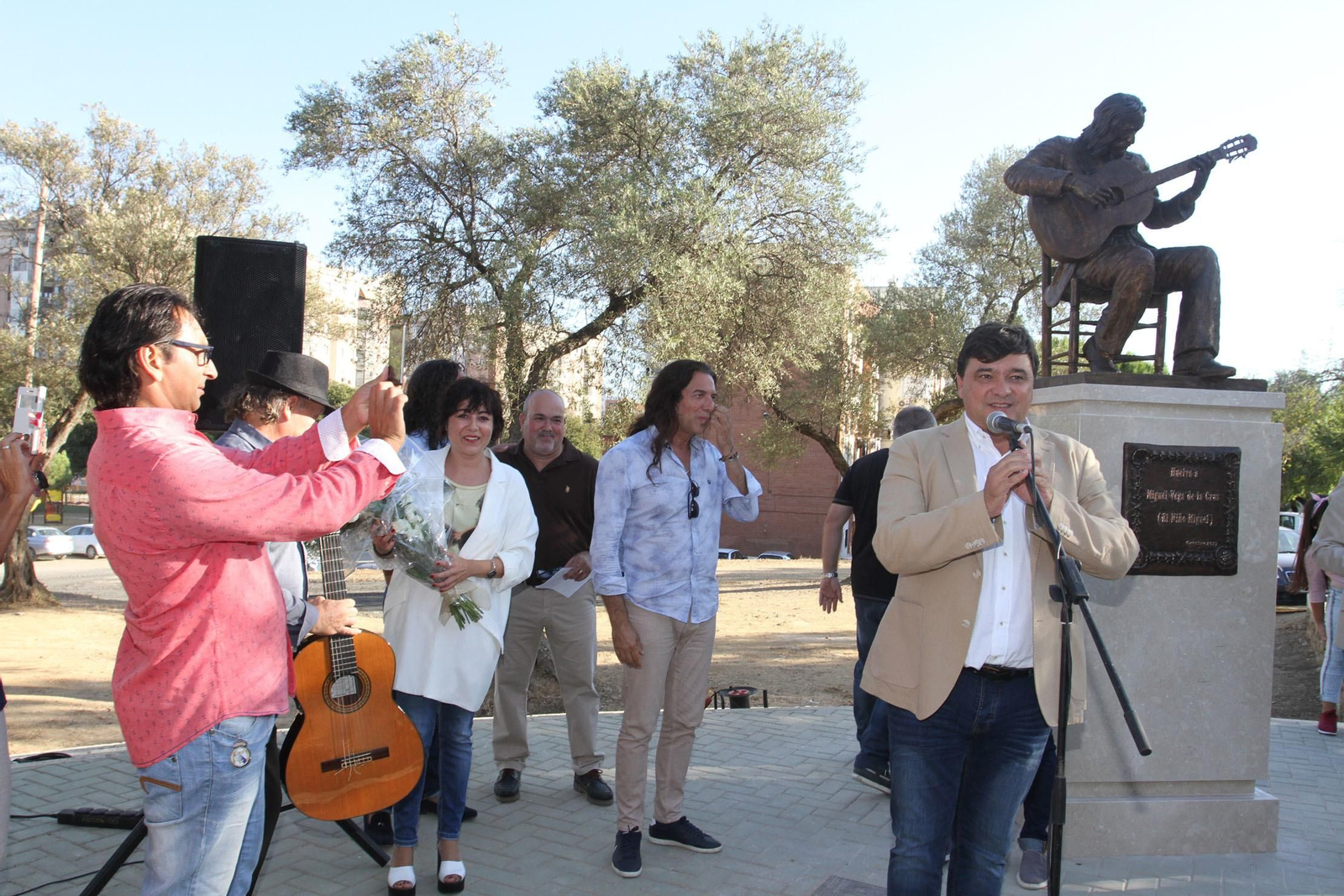 Inaguración del monumento al Niño Miguel.