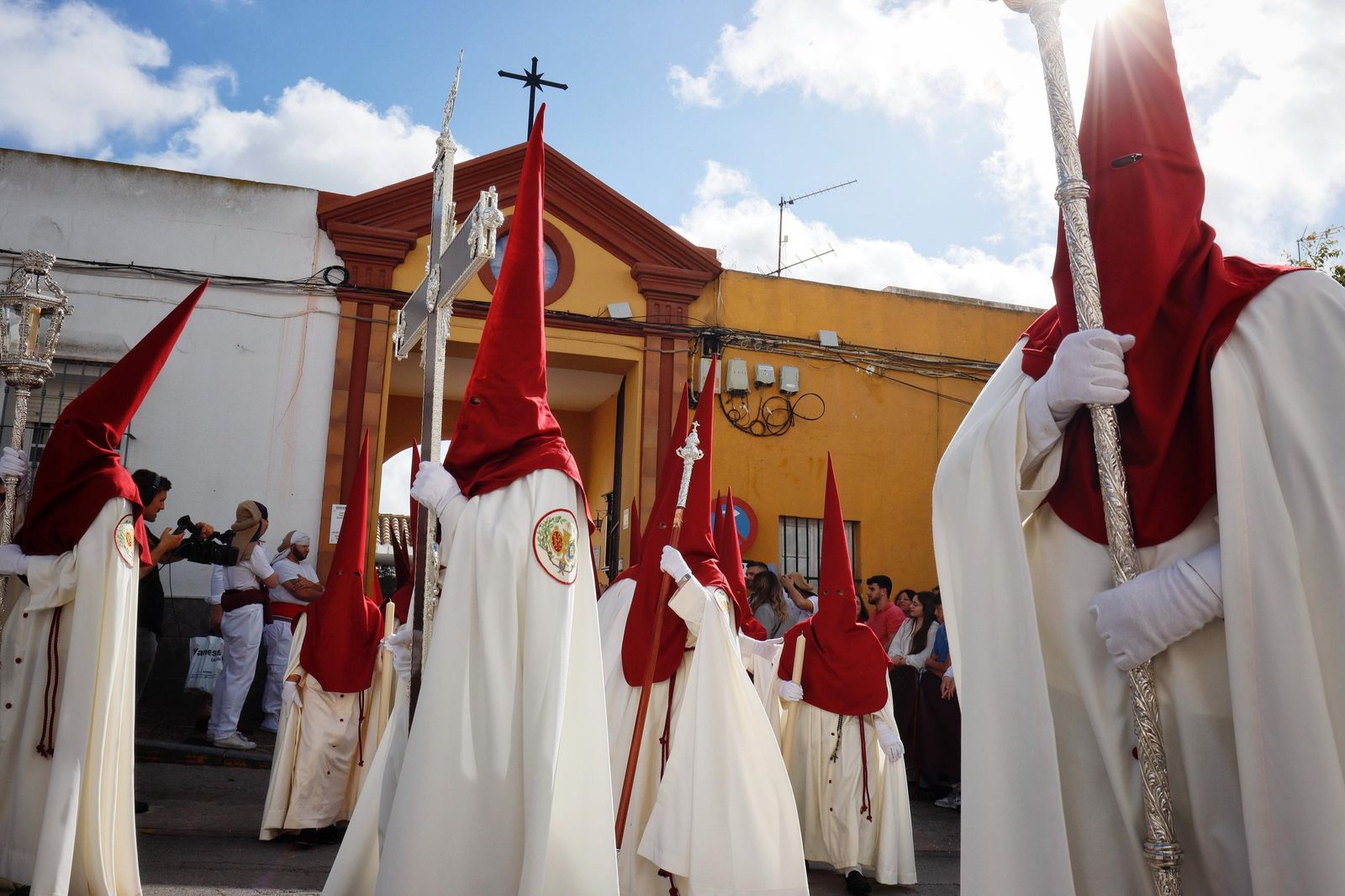 Imágenes de la salida de La oración en El Huerto en la Semana Santa de Chiclana 2025
