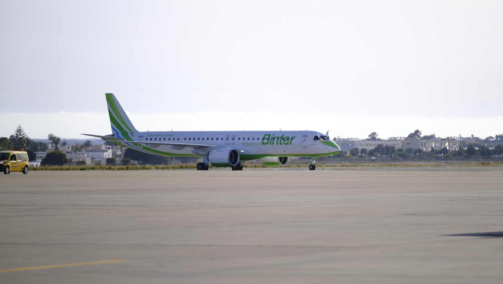 La compañía canaria Binter llega a Almería para quedarse, en imágenes