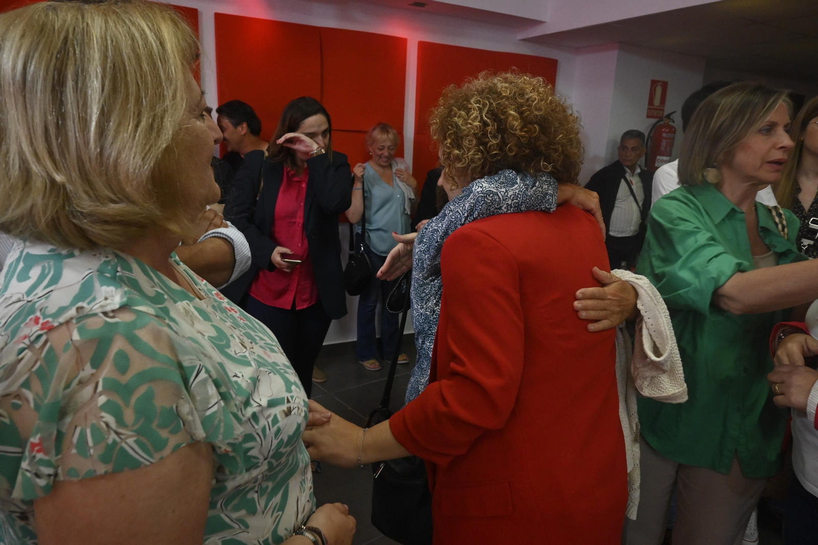 Imágenes del PSOE tras las elecciones municipales en Huelva
