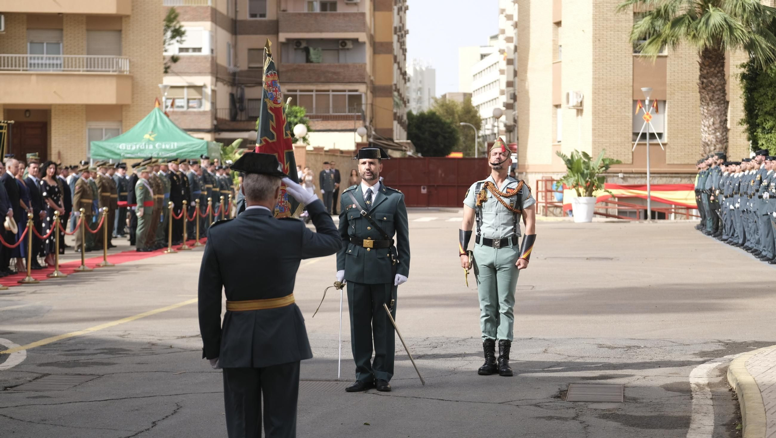 Las imágenes de la celebración del Día del Pilar en la Comandancia de la Guardia Civil de Almería