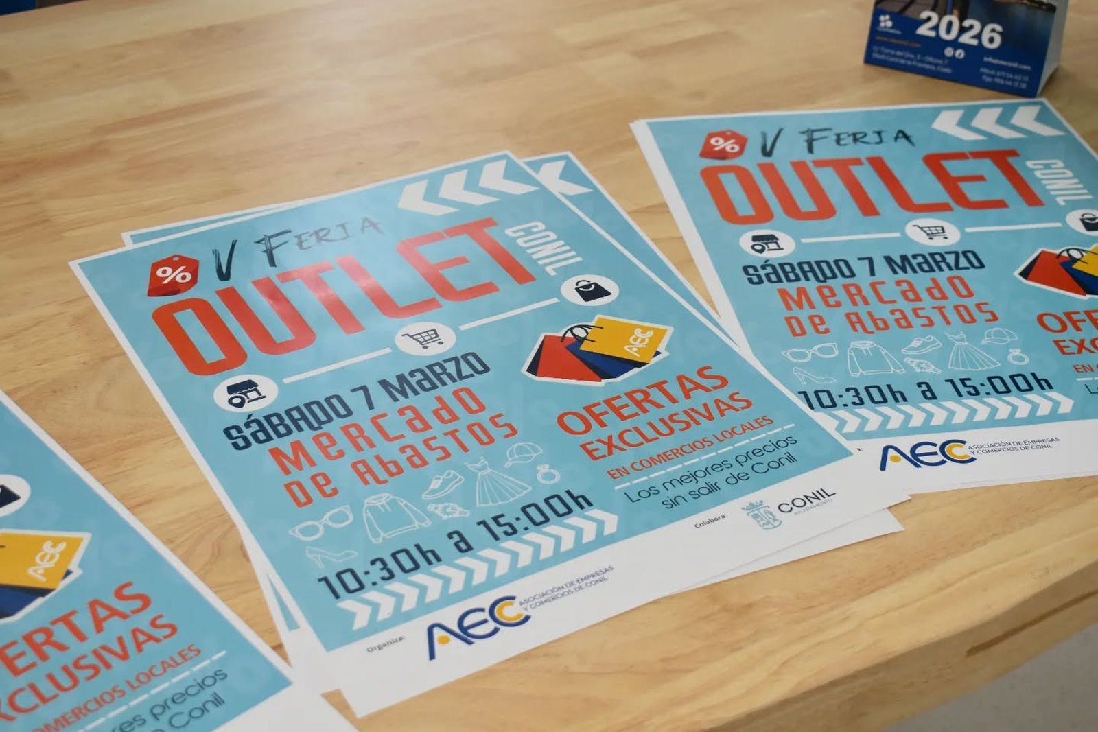 Cartel de la V Feria Outlet de Conil