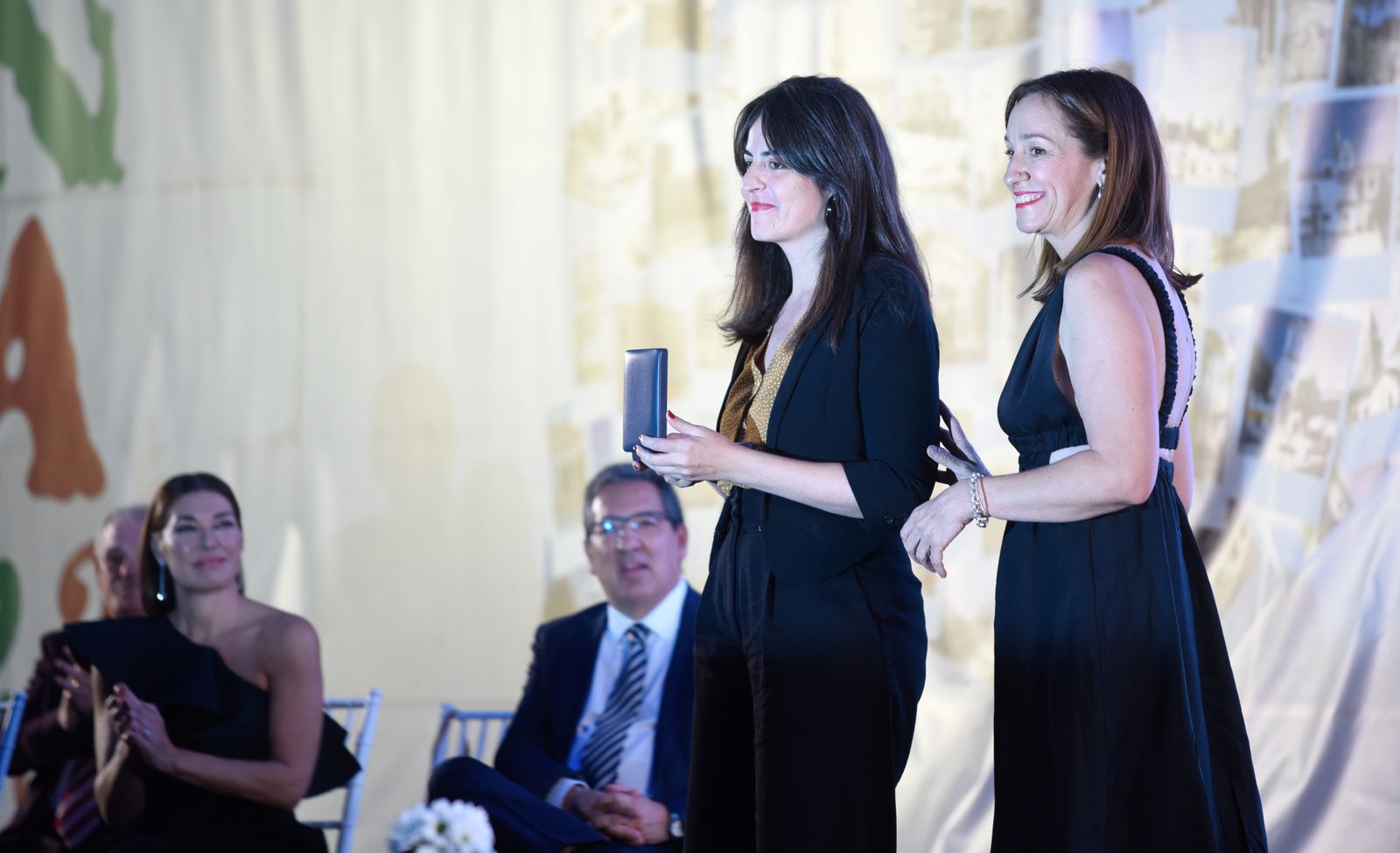 La entrega de las Medallas de la Provincia de Sevilla, en imágenes