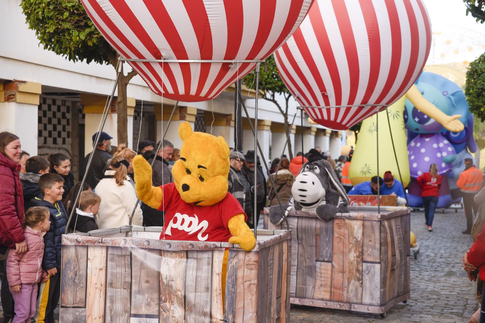 Búscate en las fotos de la cabalgata de Reyes Magos 2026 en San Roque