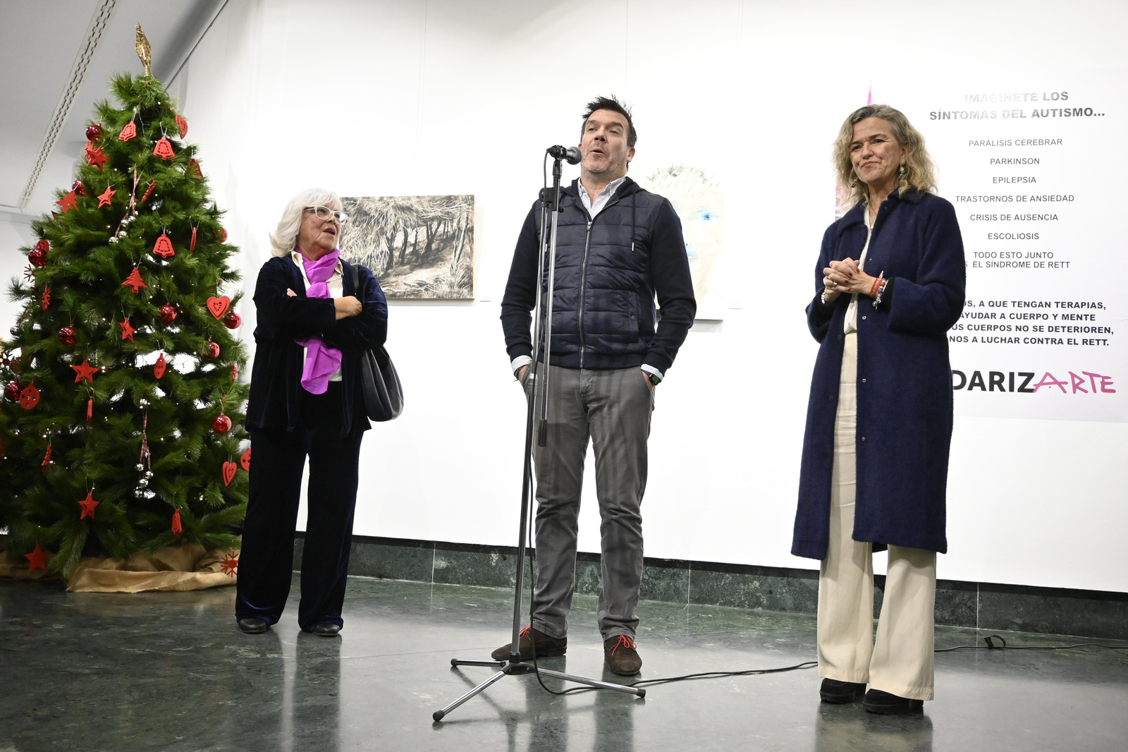 Inauguración de la muestra solidaria titulada 'ArtistasxPrincesa. Una obra por cada princesa RETT'