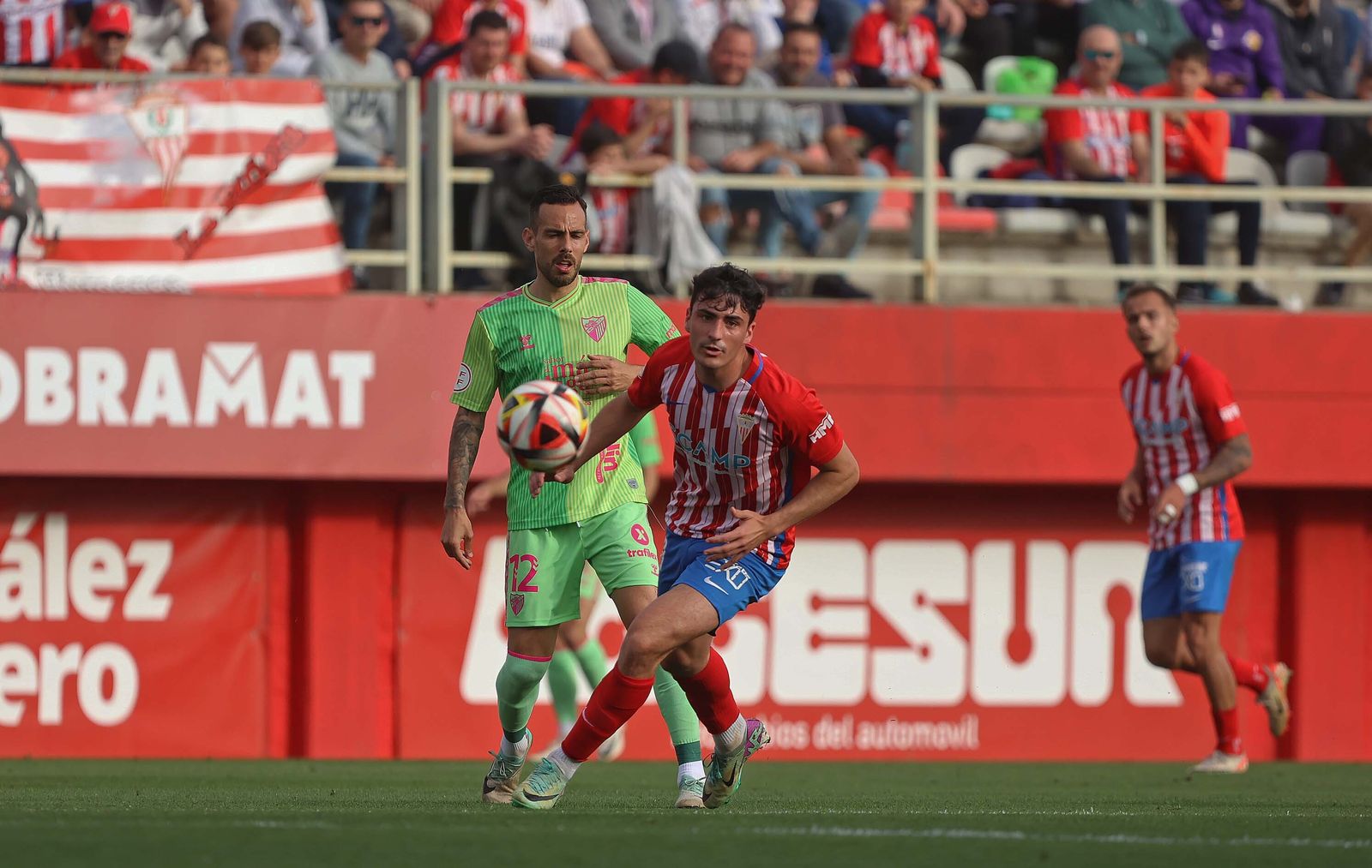 Las mejores fotos del Algeciras - Málaga de Primera RFEF