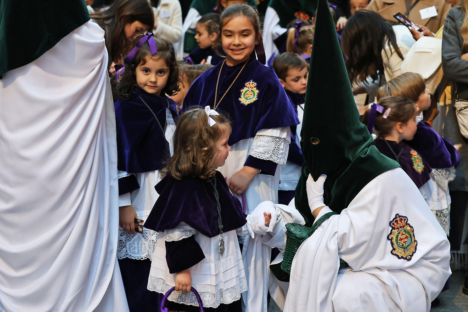 Miércoles Santo: La Hermandad de La Esperanza por las calles de Huelva