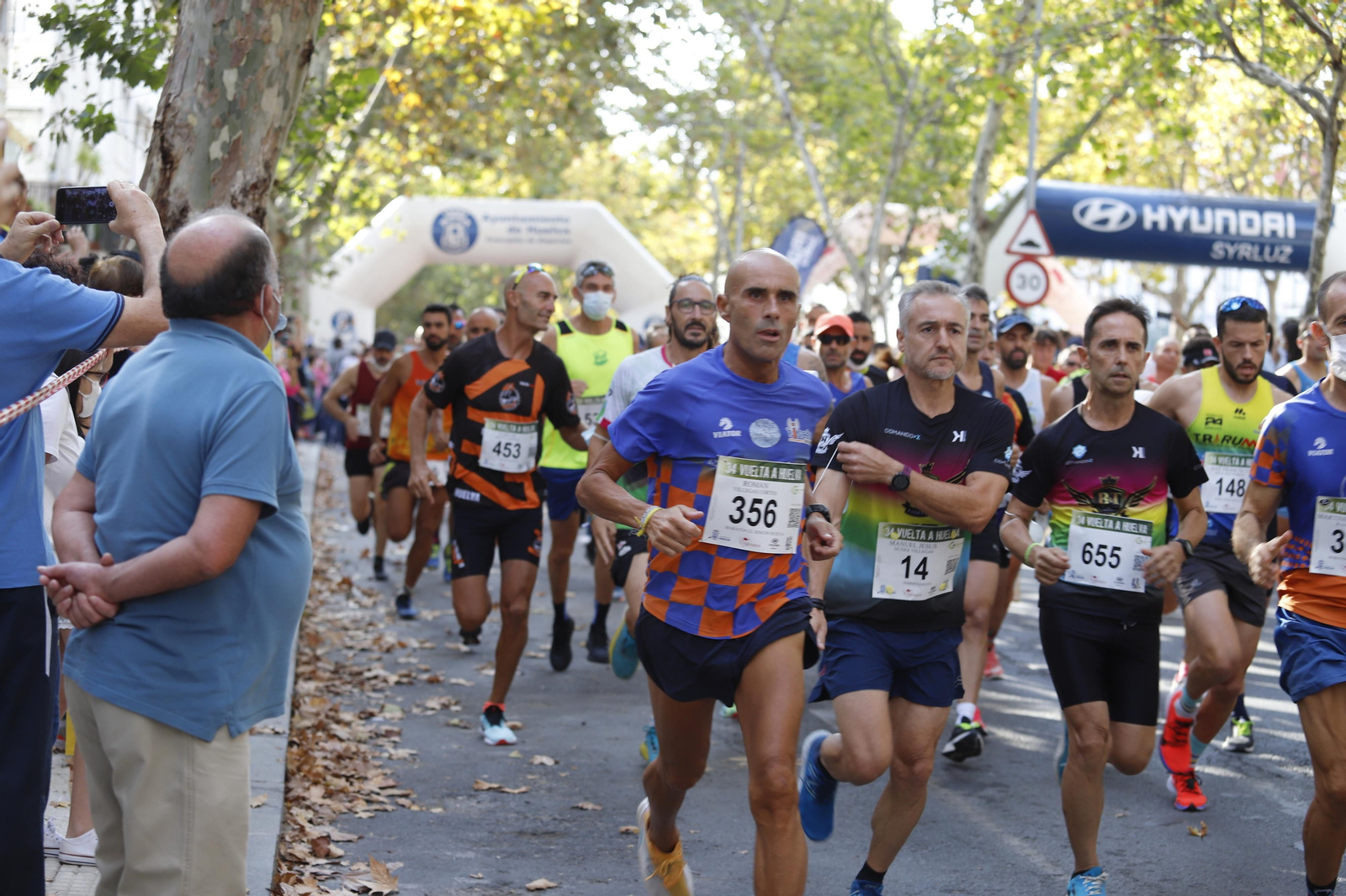 Las imágenes de la vuelta a Huelva de atletismo