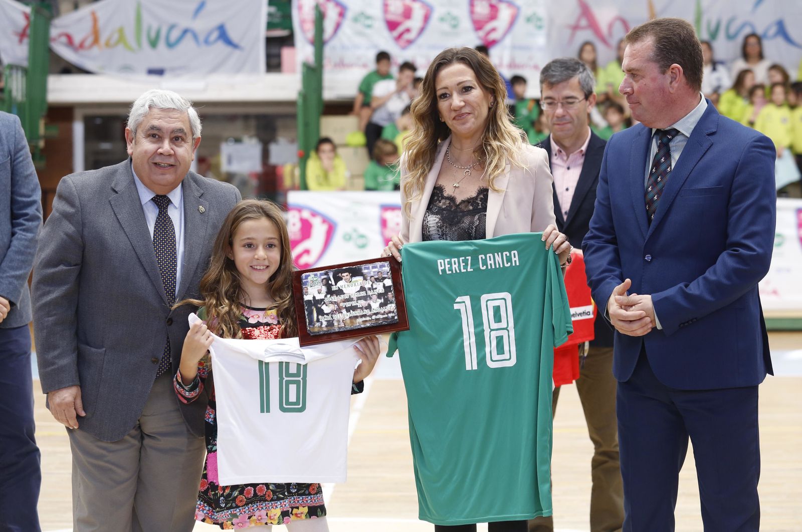 Las fotos del homenaje a José Luis Pérez Canca