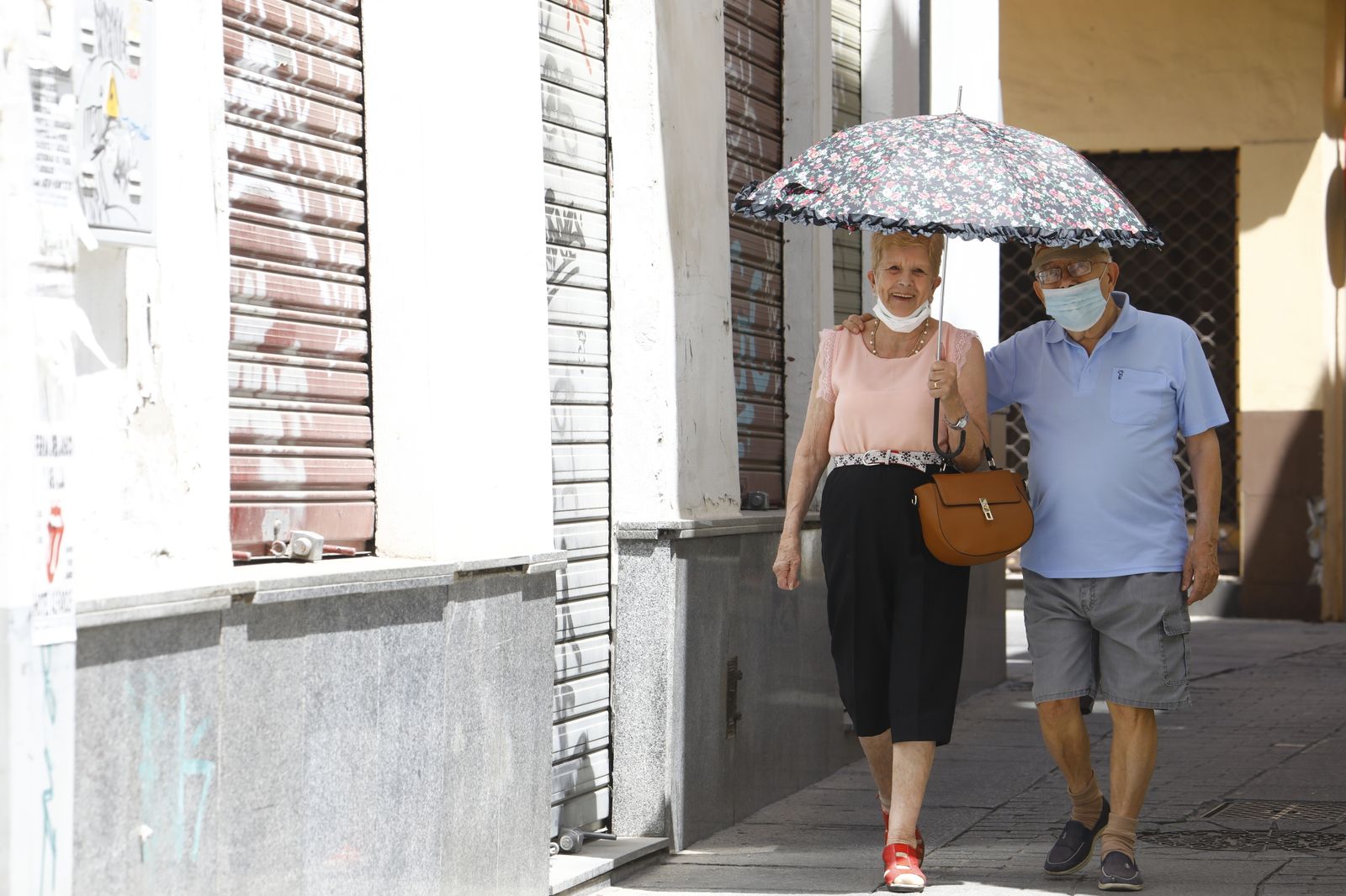 Un sábado en Córdoba en alerta naranja por calor, en imágenes