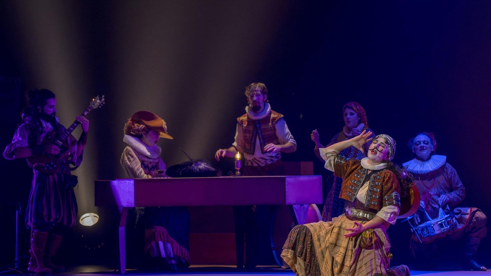 Representación de la obra 'Farra'.