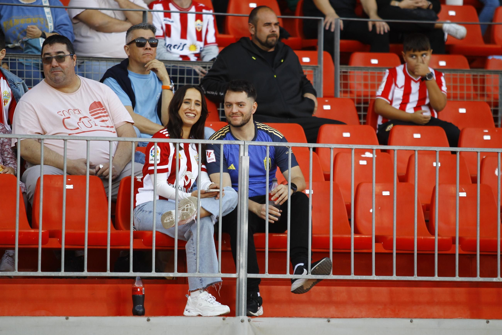 Búscate en las fotos del partido U.D. Almería-Granada C.F.