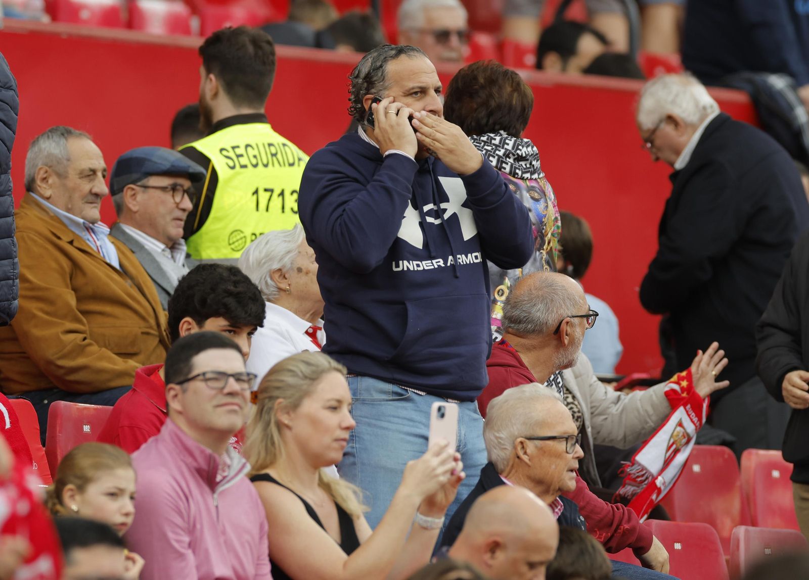 Búscate en las fotos del Sevilla fc - Rayo