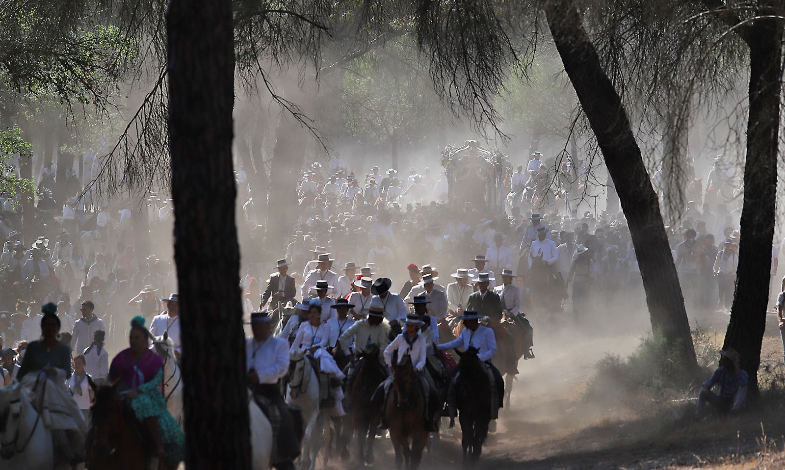 El Rocío 2023: Imágenes del Camino de la Hermandad del Rocío de Huelva