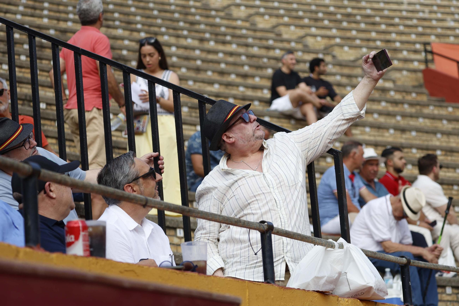 Búscate durante la corrida de toros del viernes de la Feria Real de Algeciras 2025