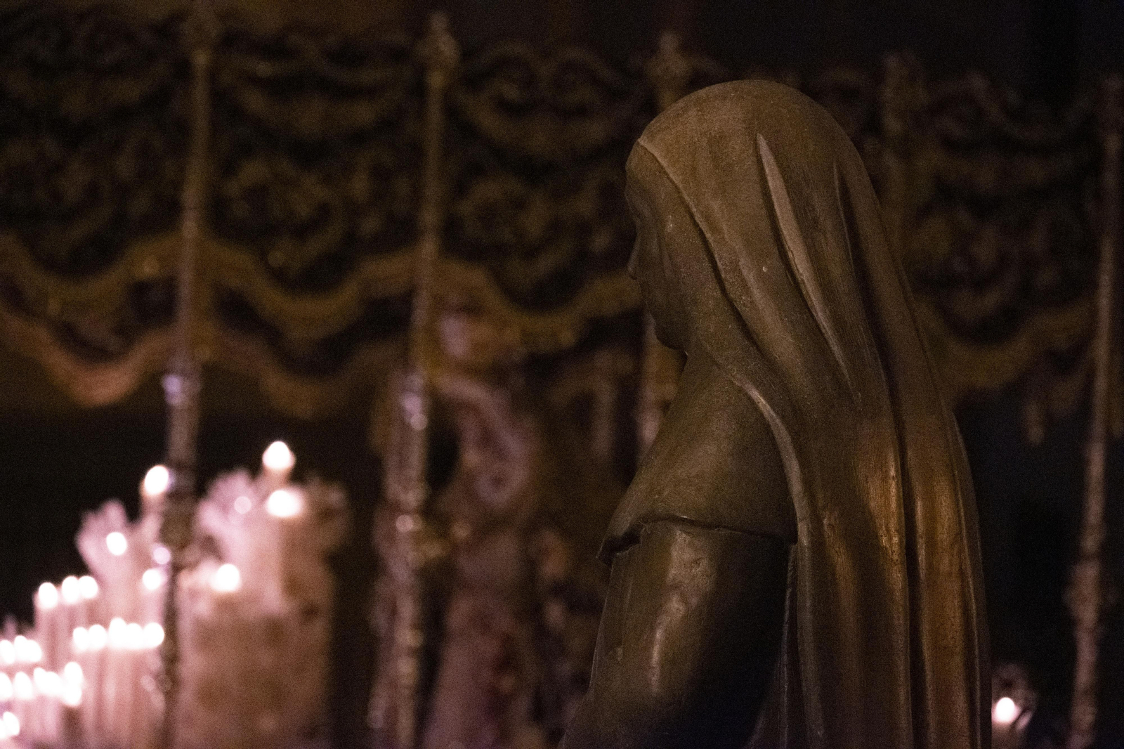 Las mejores imágenes de la procesión de la Amargura Coronada