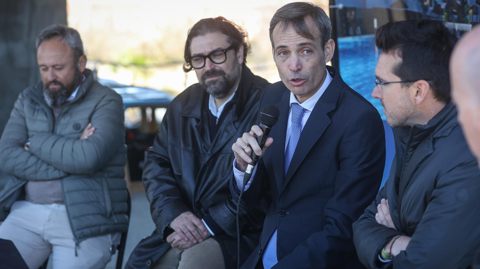 Impresionantes vistas 360º en la puesta de bandera del edificio Altillo Sky Garden en Jerez