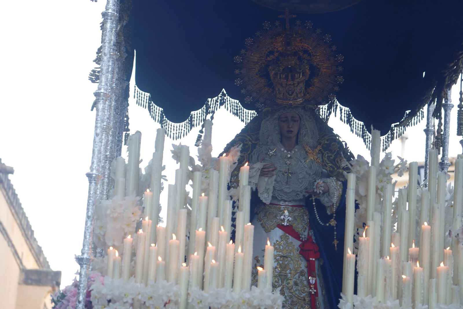 El traslado de la Estrella en este Sábado Santo de Córdoba, en imágenes