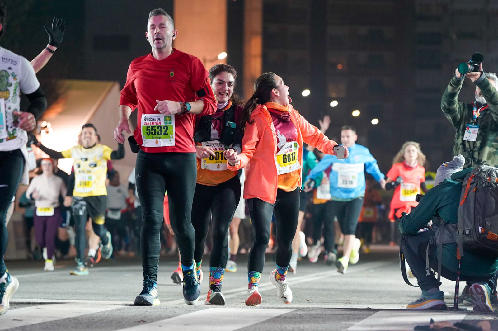 En imágenes: búscate en tu llegada a meta de la Carrera de San Antón 2026 (13)