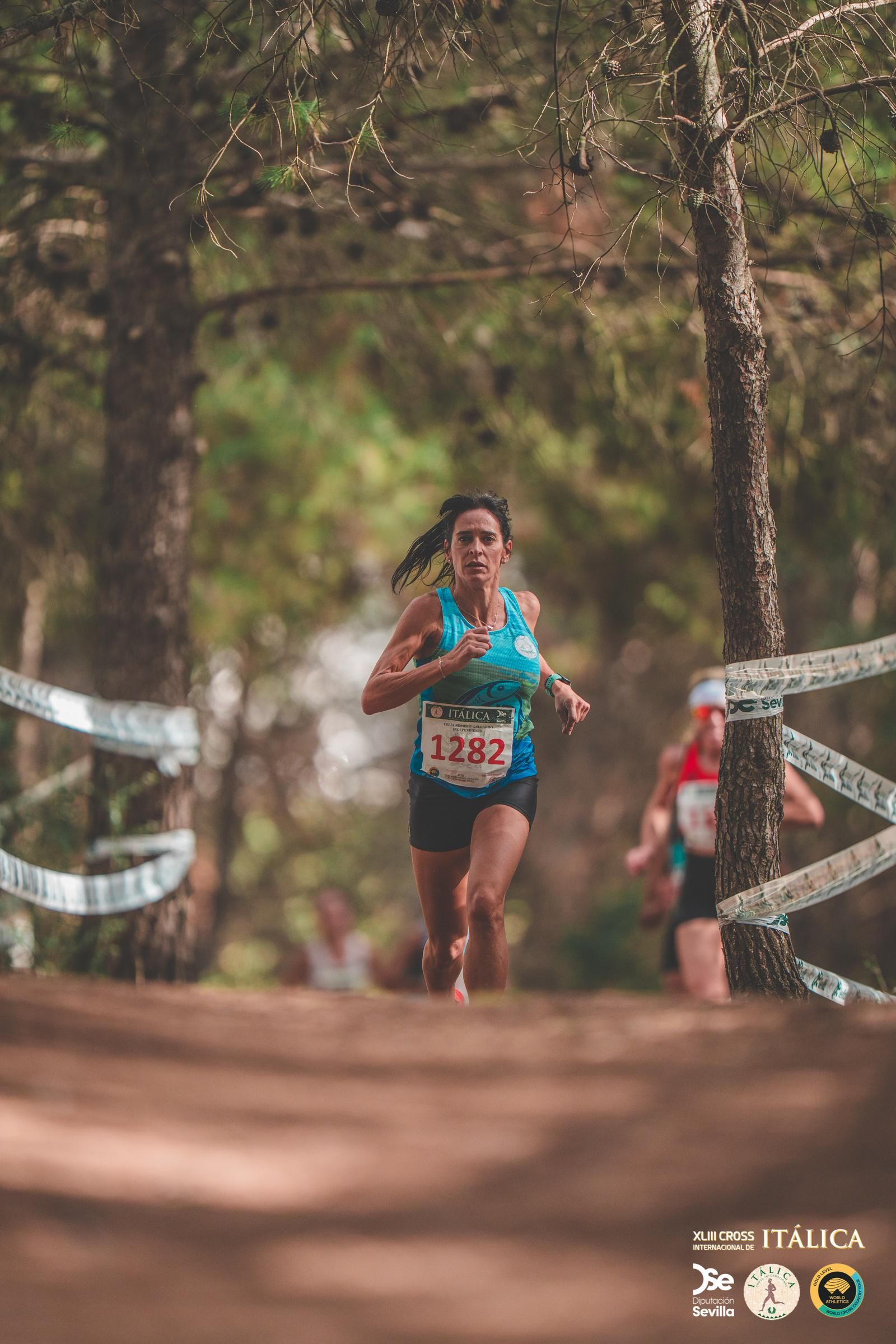 Búscate en las fotos del Cross de Itálica 2025 | 1