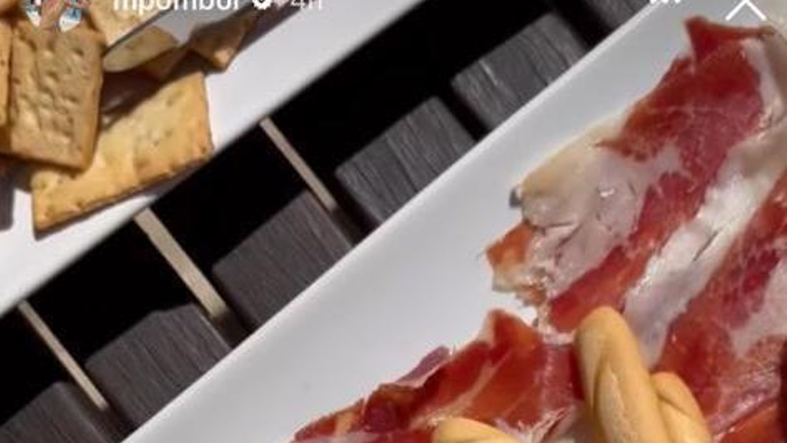 La influencer Marta Pombo y el jamón ibérico