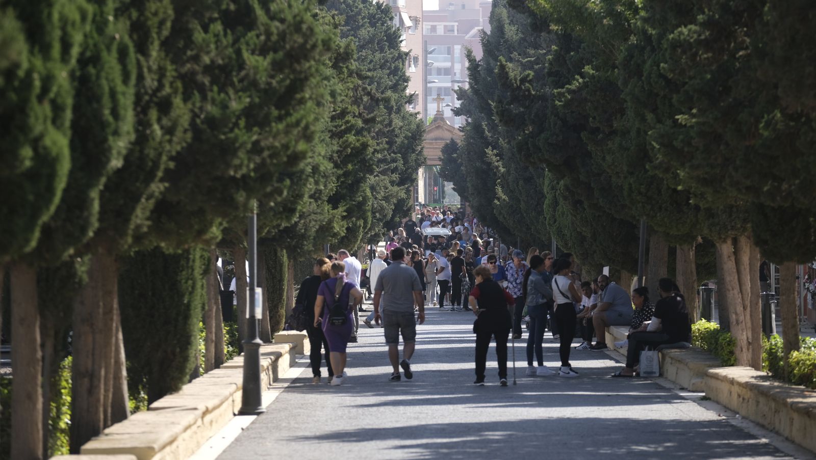 Imágenes del Día de Todos los Santos en el Cementerio de San José de Almería