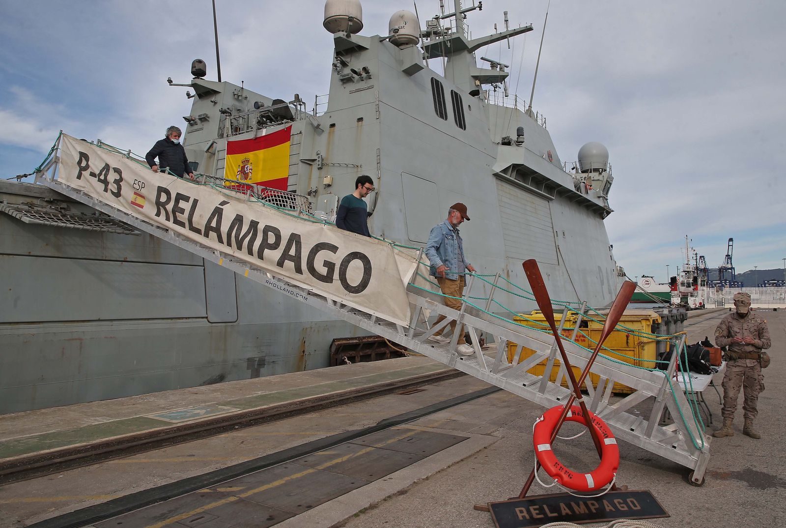 Fotos del Buque de Acción Marítima 'Relámpago' de la Armada Española en Algeciras