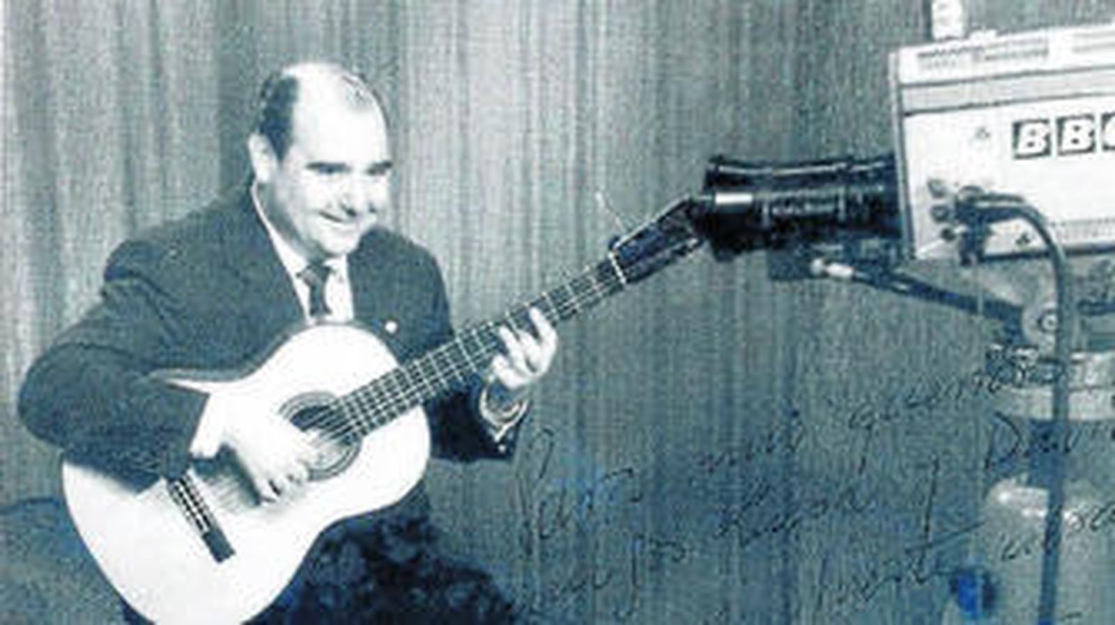 El tocaor, en una de sus sesiones para la BBC.