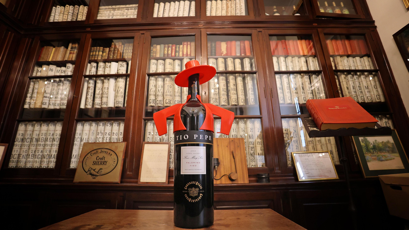 Fundación González Byass celebra el día de los Archivos en Jerez