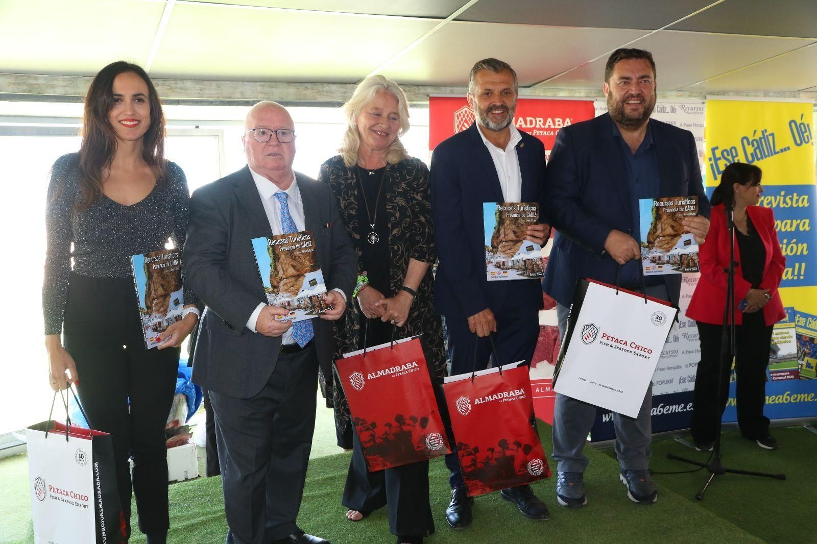 Acto de presentación con Lola Cazalilla, Carlos Medina, Mercedes Colombo, Juan Bermúdez y Jaime Armario.