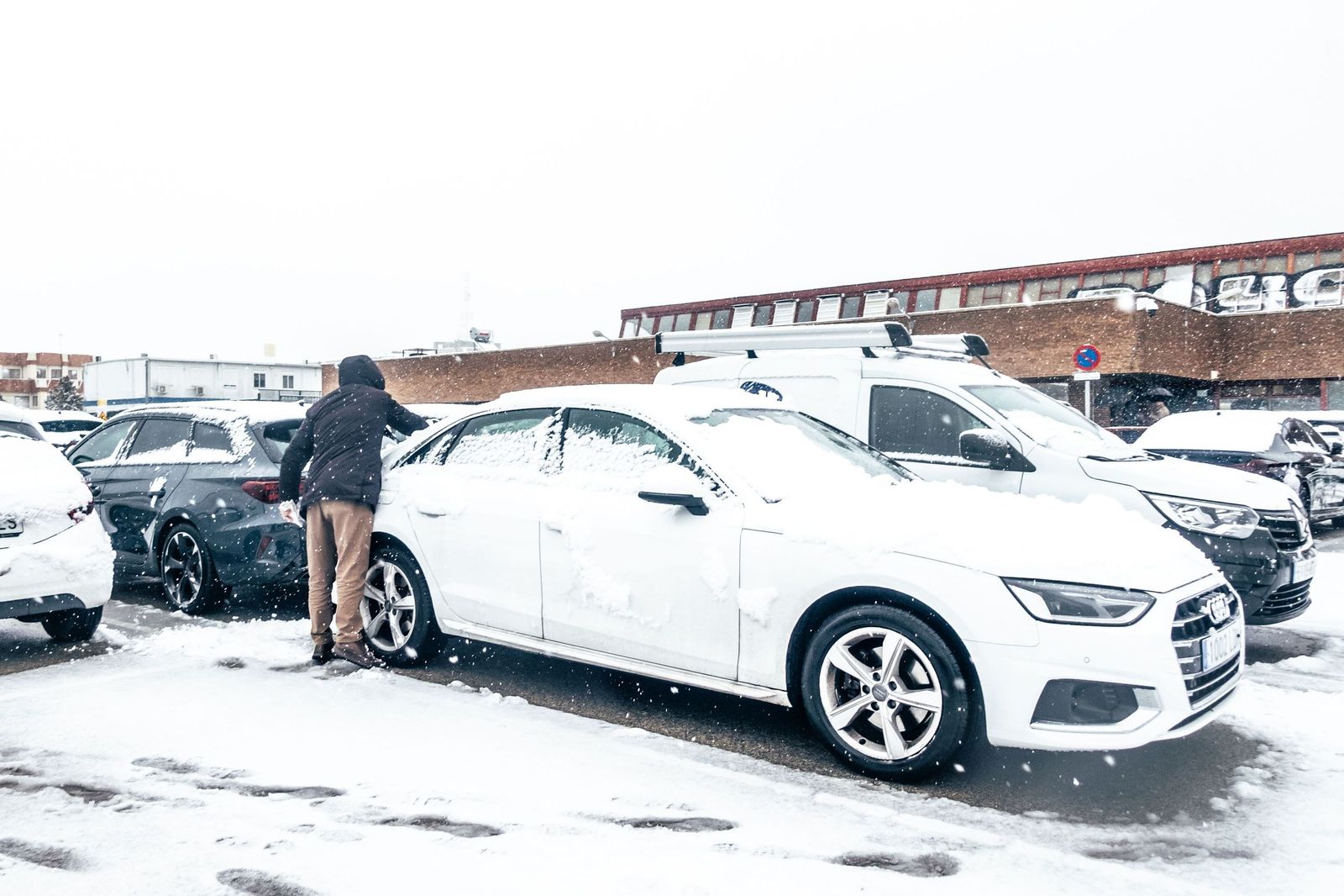 Imágenes de la nevada que ha dejado la borrasca Kristin en Madrid capital