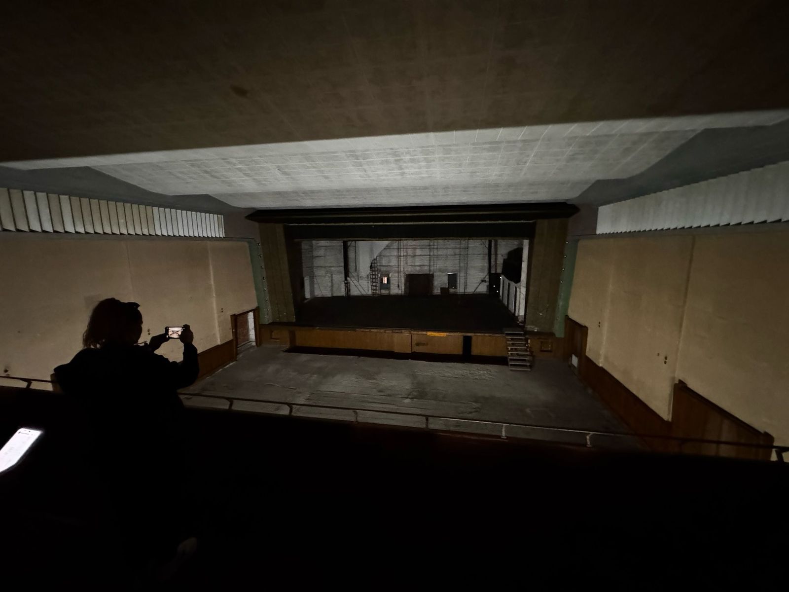 Todas las imágenes de las entrañas del histórico Coliseo Viñas de Motril