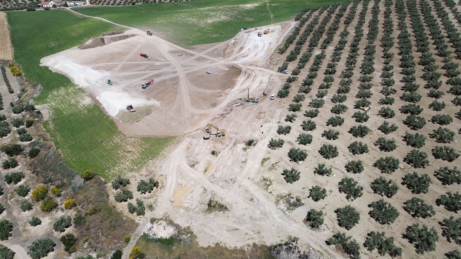 Traza de las obras de la Variante de Loja en el polígono Manzanil