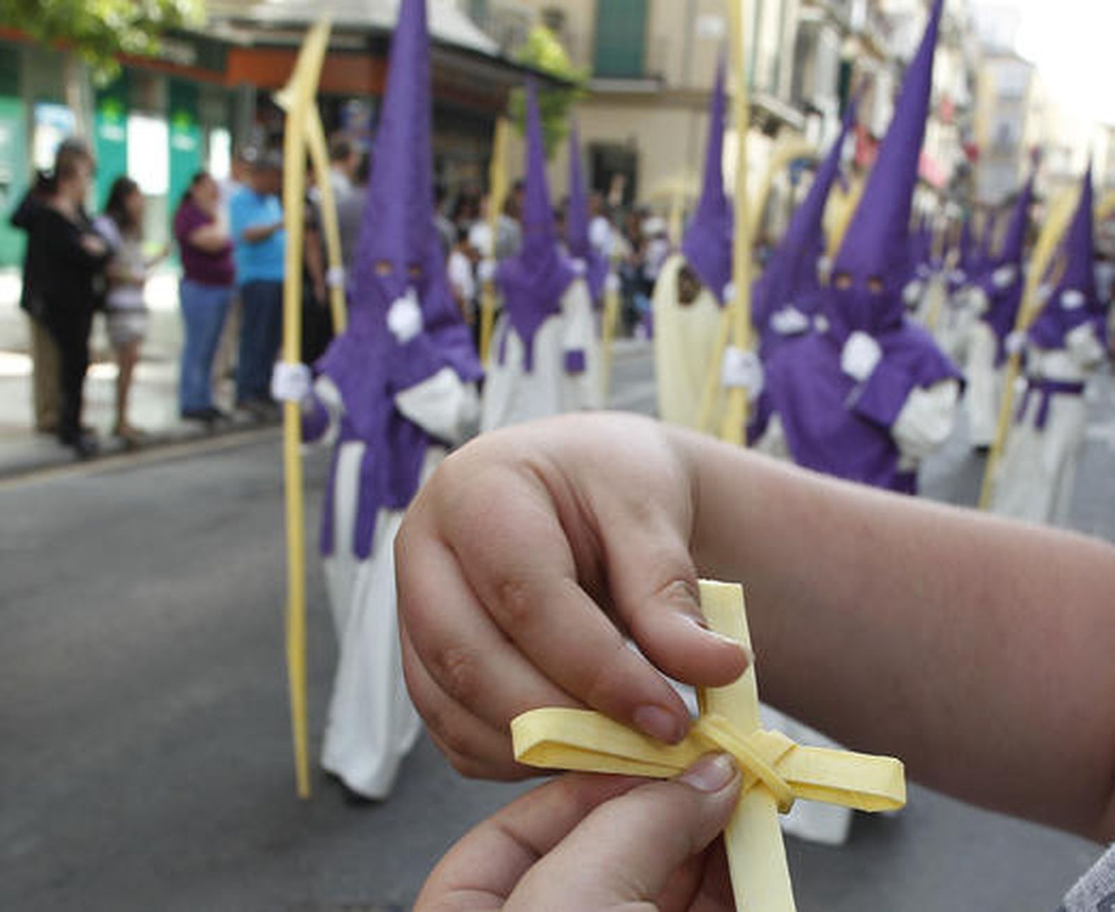 El buen tiempo acompaña a las procesiones en este primer día de Semana Santa

Foto: Sergio Camacho