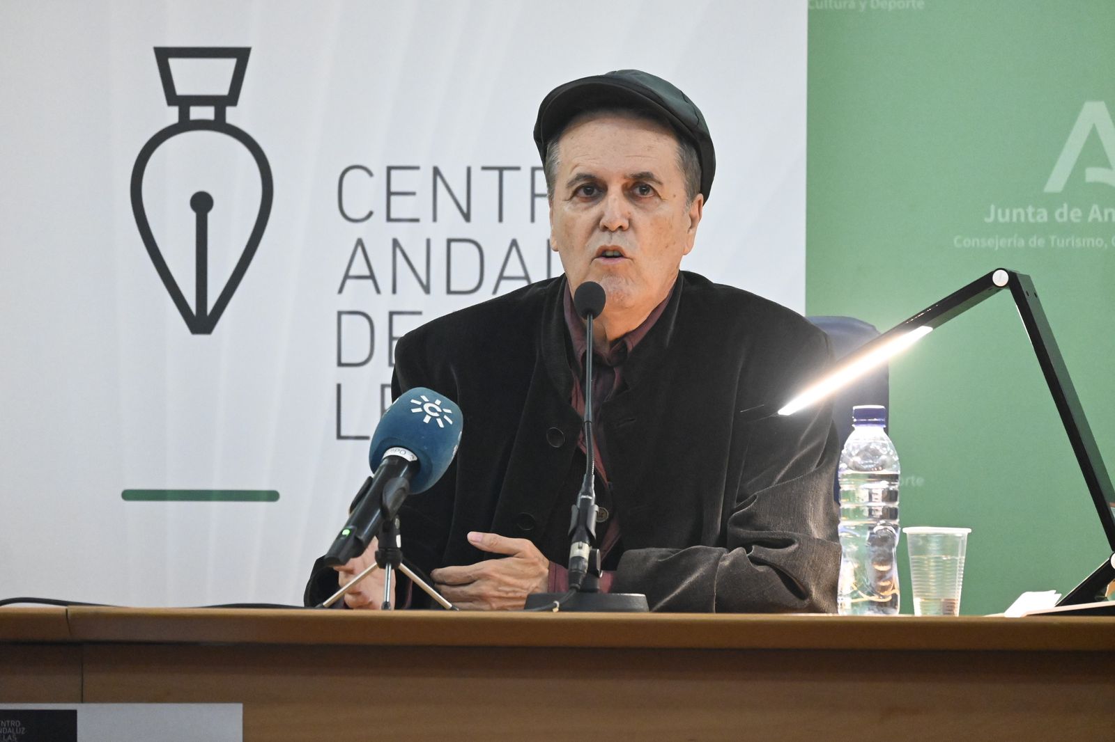 Presentación del nuevo libro de Juan Cobos Wilkins, en imágenes