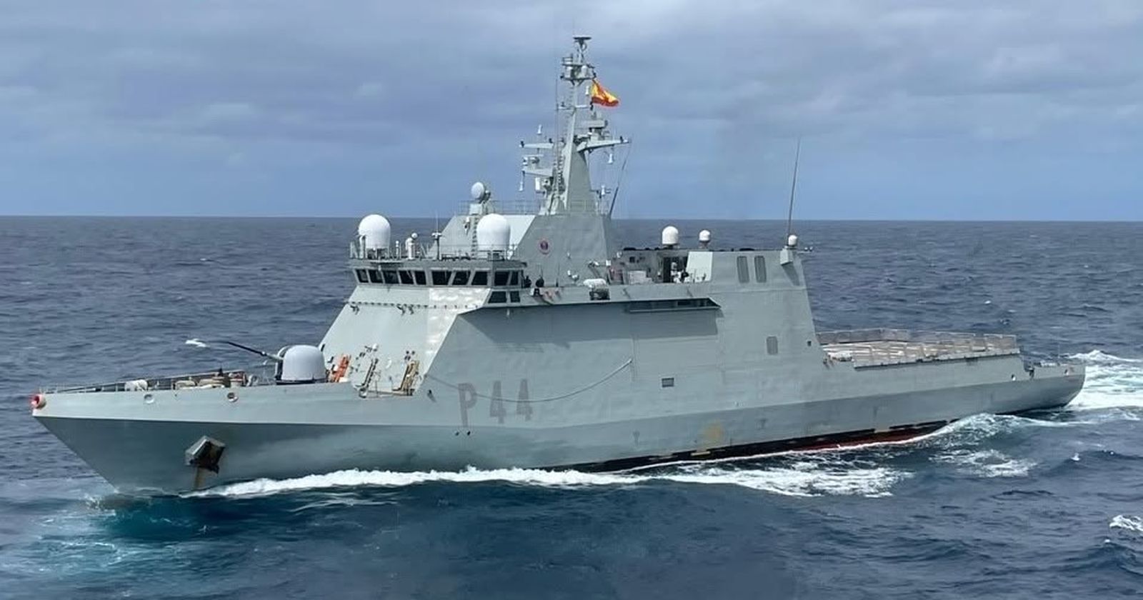 El buque de acción marítima 'Tornado'.