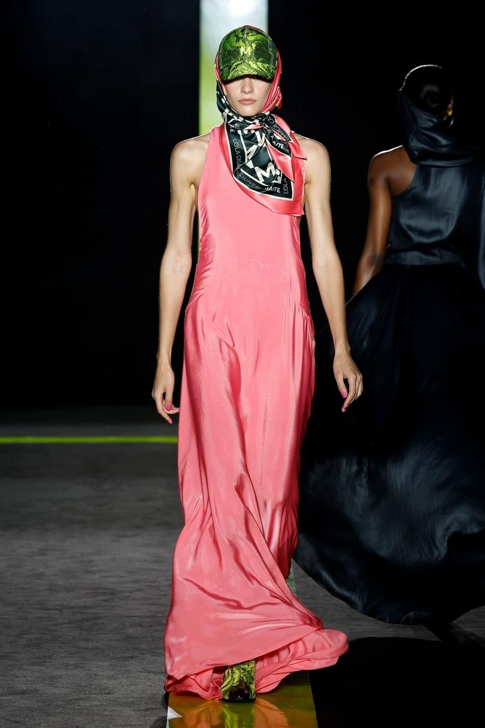 Tejidos vaporosos, una tendencia vista en la 080 Barcelona.