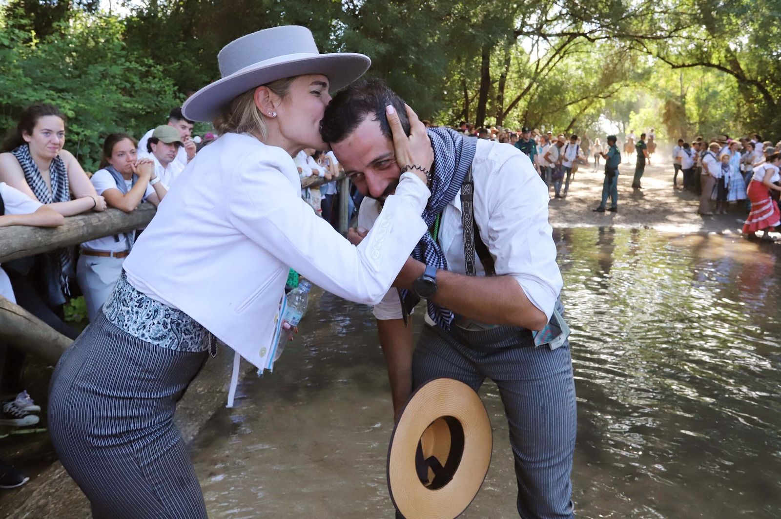 Imágenes de la Hermandad de Huelva a su paso por El Charco