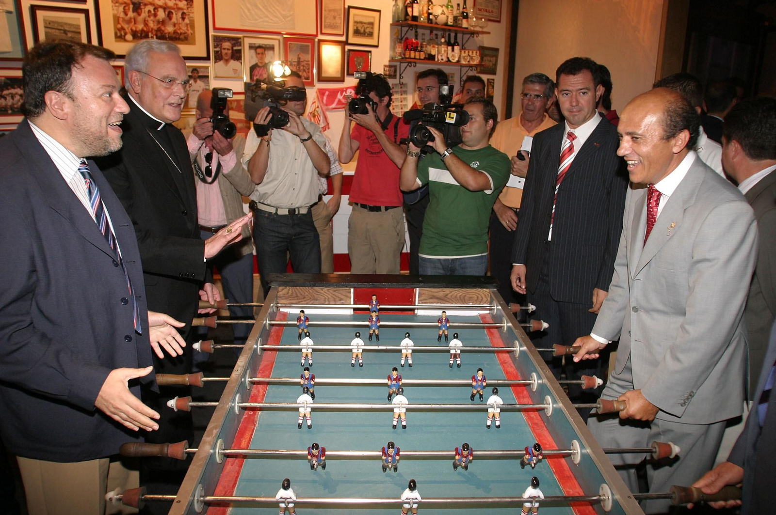 Imágenes del Cardenal Carlos Amigo Vallejo