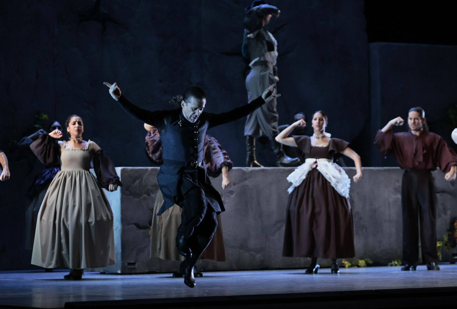 la imágenes del Ballet Flamenco de Andalucía en el Teatro de la Maestranza.