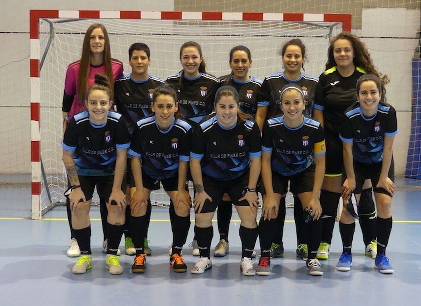 Formación del Villa de Fines femenino