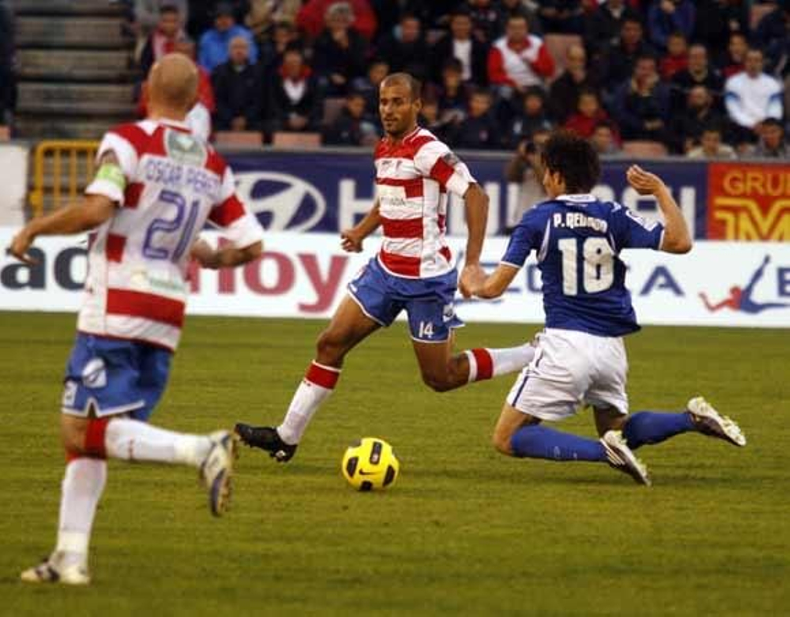 El Granada vence al Xerez en casa con un indiscutible 5-0

Foto: Pepe Villoslada