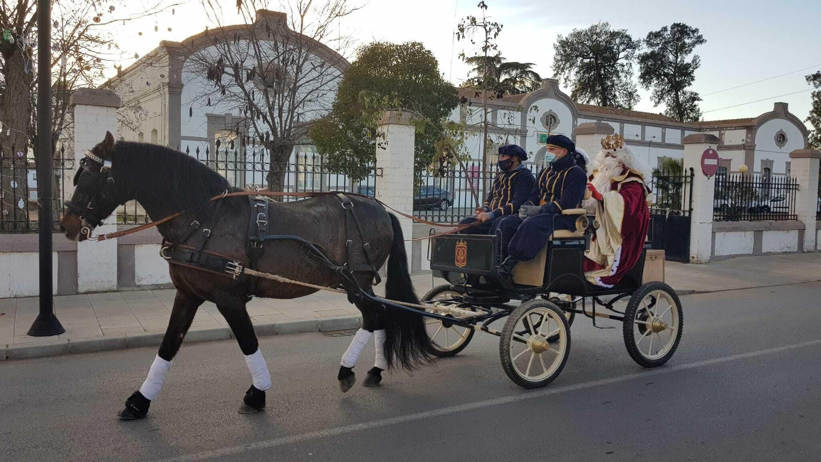 PEÑARROYA-PUEBLONUEVO. Las fotografías de las cabalgatas de Reyes Magos en los municipios de Córdoba