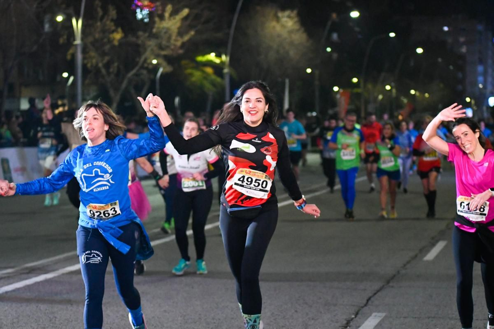 En imágenes: búscate en tu llegada a meta de la Carrera de San Antón 2025 (10)