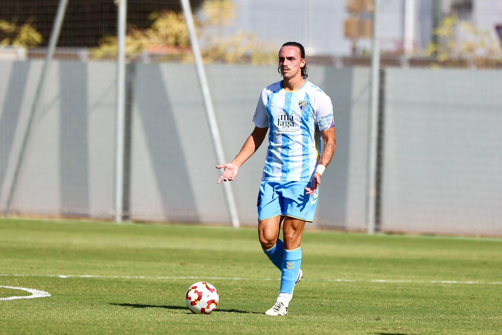 El Atlético Malagueño sigue volando con Chupete al mando (3-1)