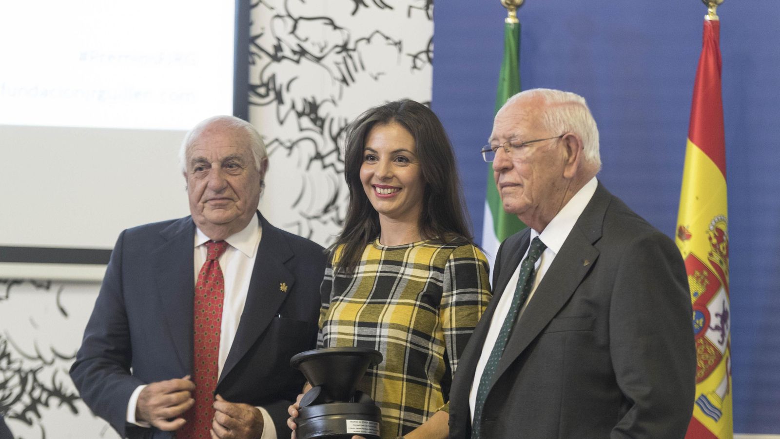 María Miró, premio Joven Agricultor, es la cuarta generación de olivareros. María Miró, premio Joven Agricultor, es la cuarta generación de olivareros.